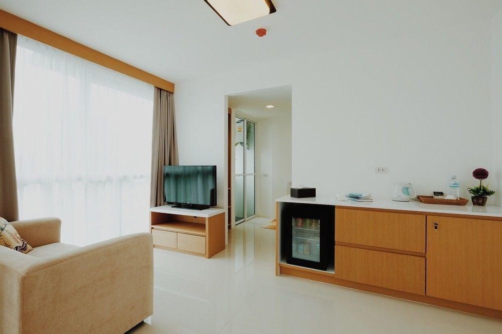 Modern Thai Suites Phuket المظهر الخارجي الصورة